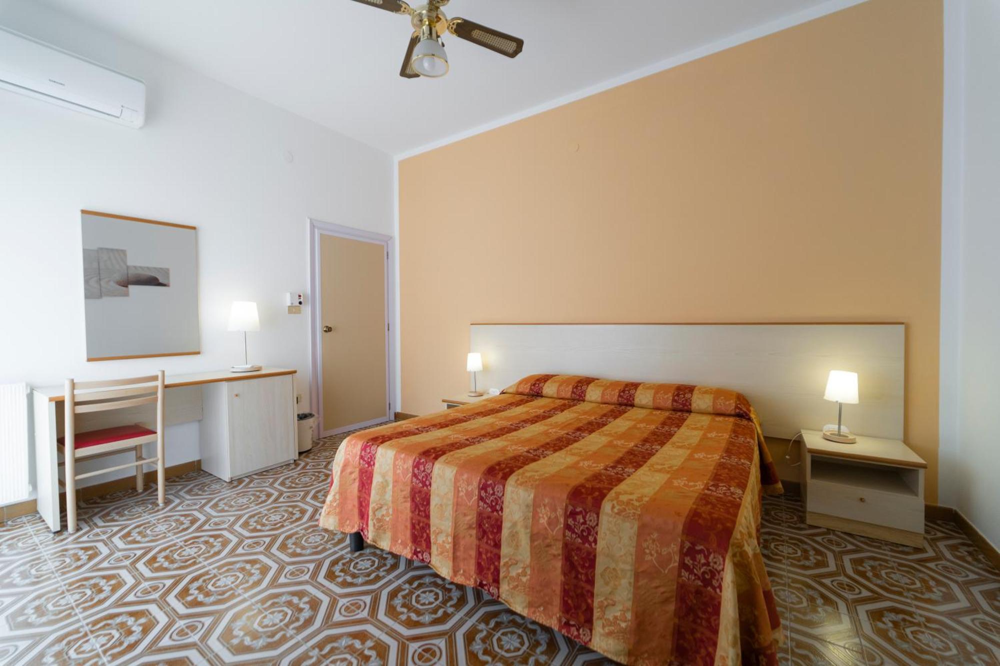 Casa Vacanza San Pietro Майори Экстерьер фото